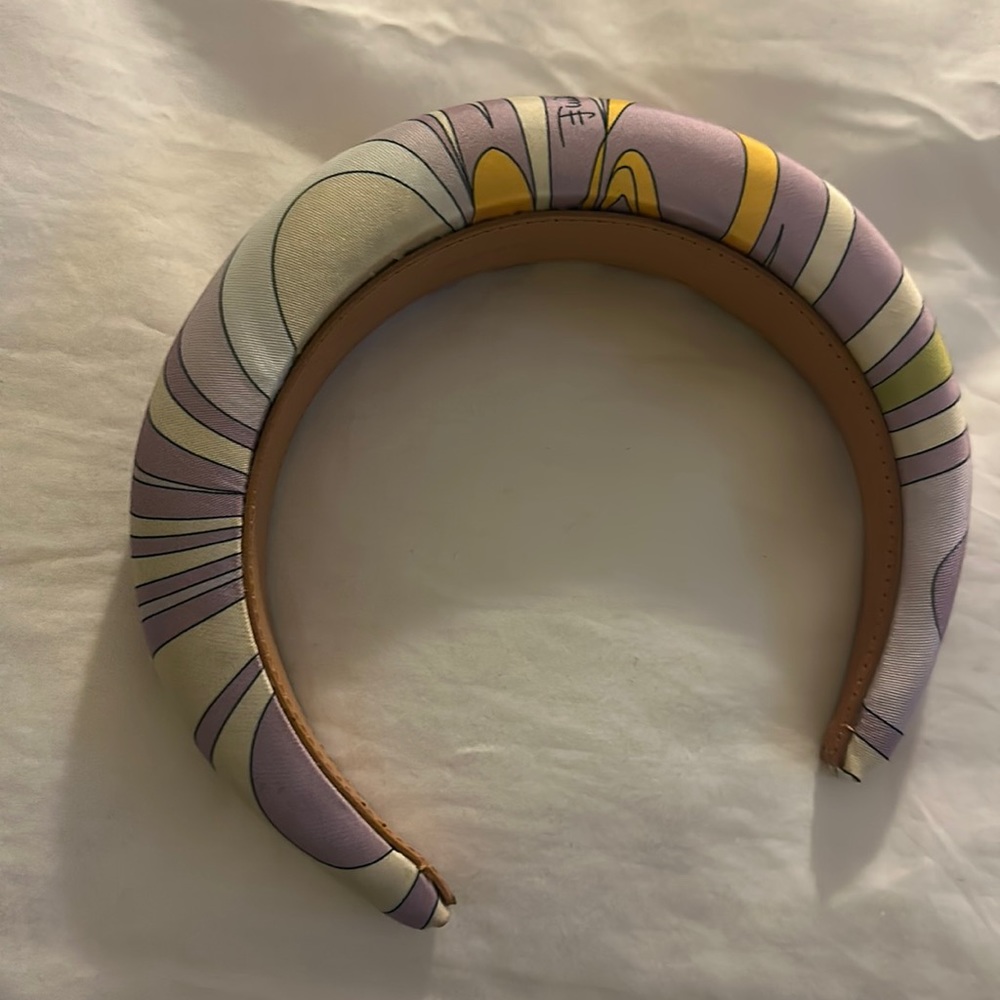 Emilio Pucci Headband with dust bag and authenticity cards. Never worn! With box